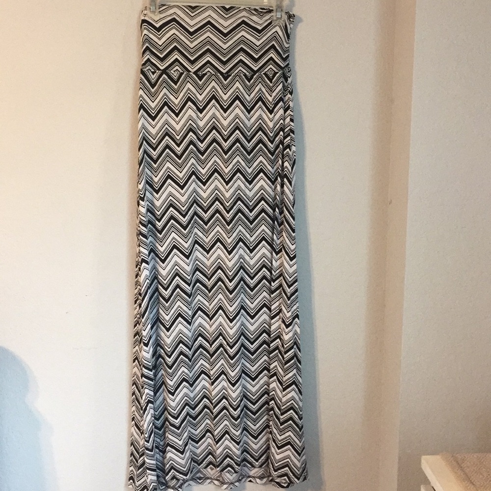 Black and White Chevron Maxi Skirt